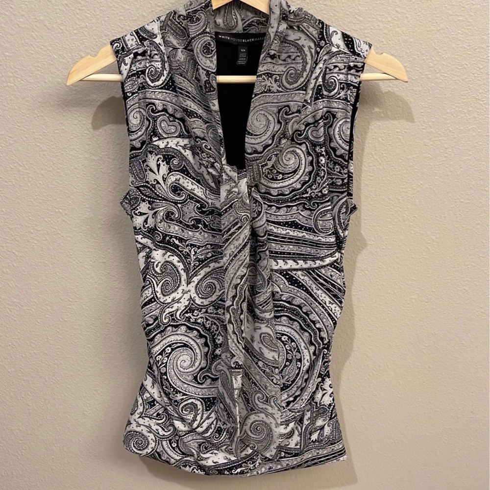 WHBM Women's Sleeveless Paisley Blouse XS Tie Neck Ruched Dressy Workwear